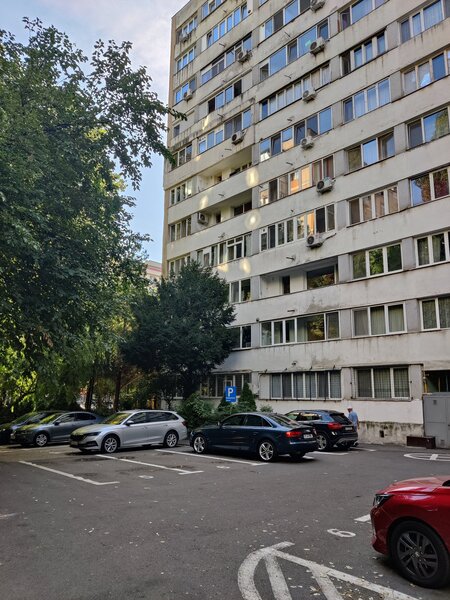 Berceni, Obregia, Aliorului.